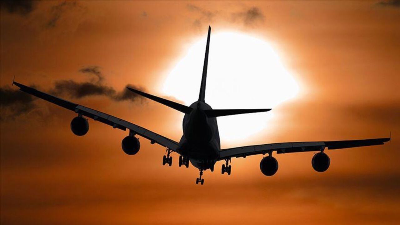 Çin'in sivil havacılık sektörü 2023'te yolcu seyahatlerinde büyük artış kaydetti