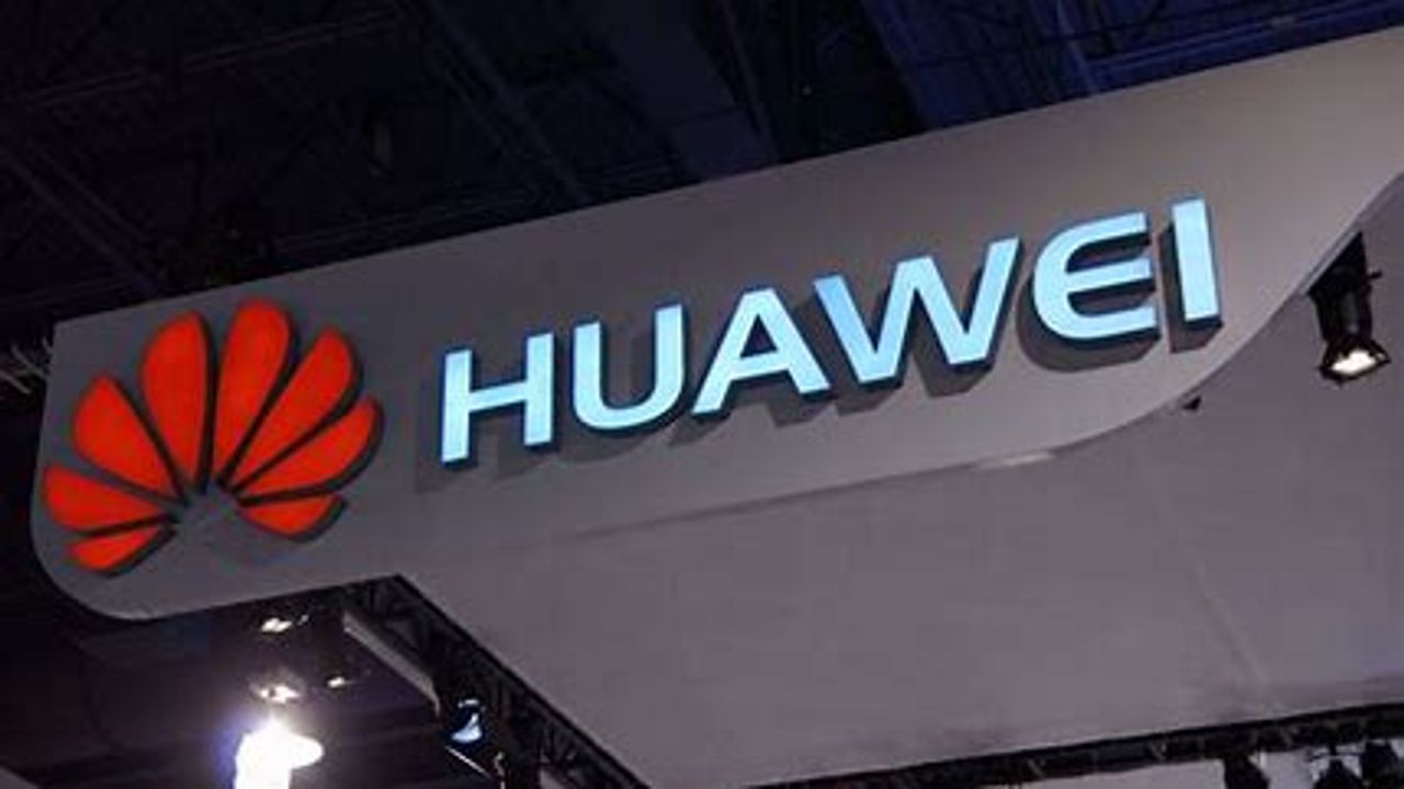 Çinli teknoloji devi Huawei, İstanbul'da en yeni akıllı ürünlerini tanıttı