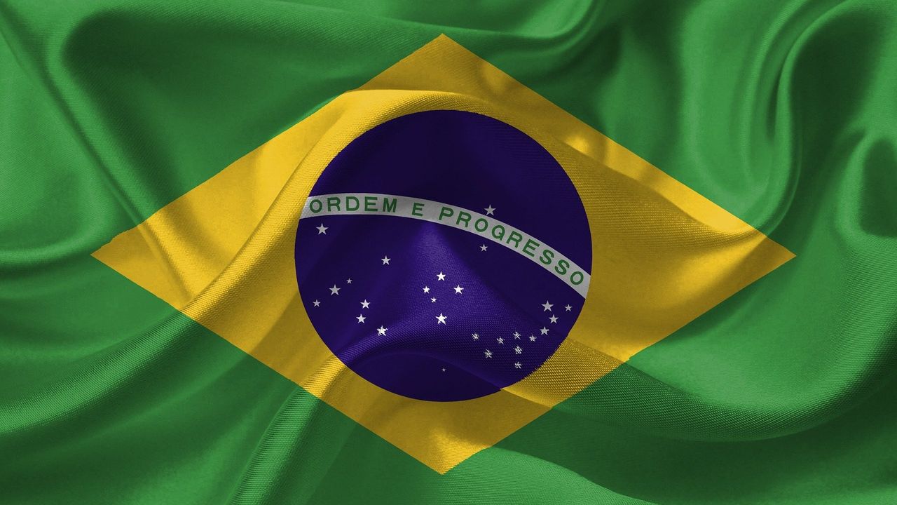 Brezilya'da helikopter göle düştü: 1 ölü, 3 yaralı