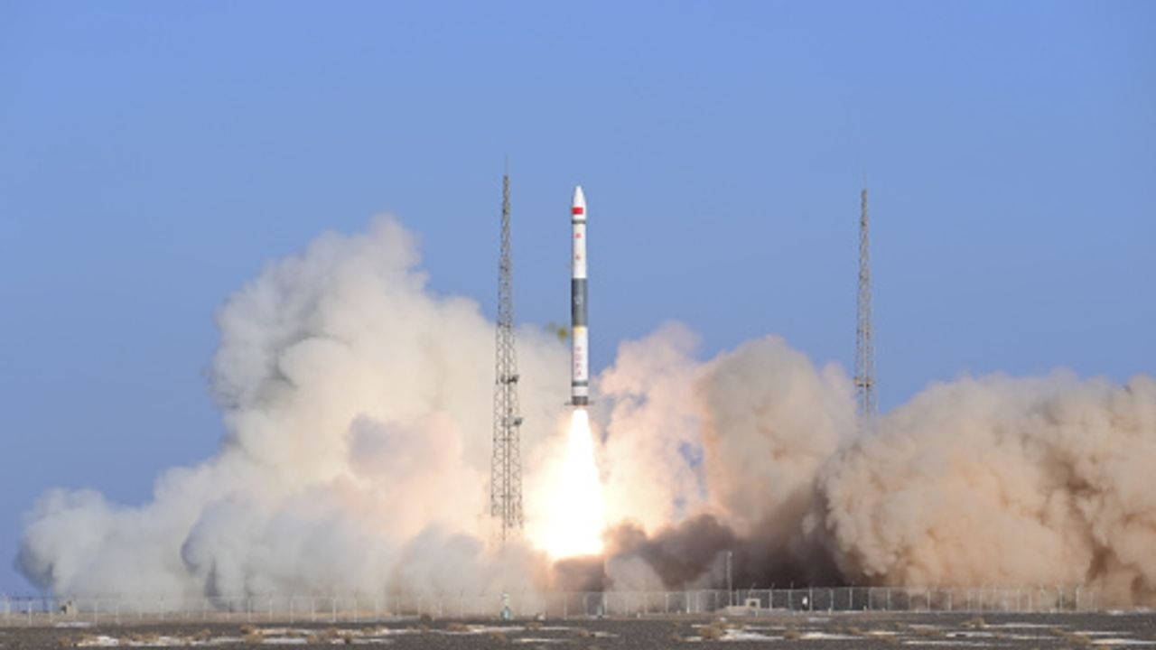 Çin dört meteoroloji uydusunu uzaya gönderdi