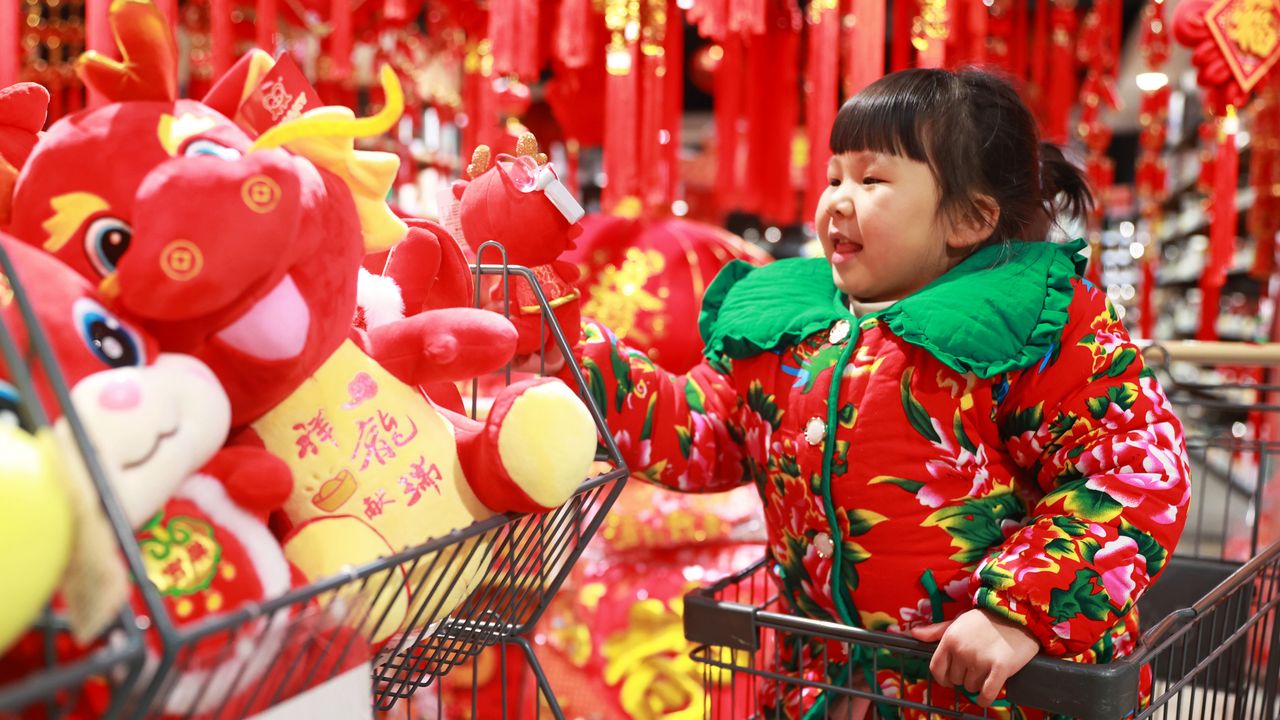 Çin'in Ejderha Yılı kutlamaları için çeşitli etkinlikler