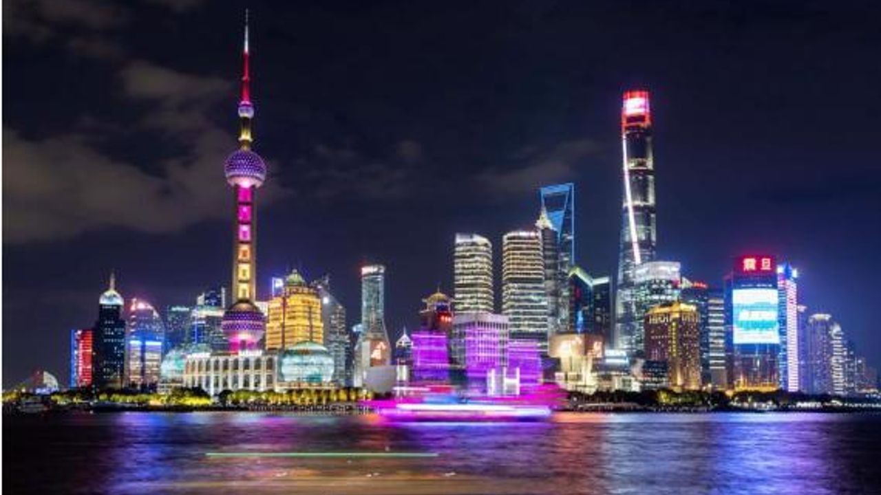 Çin'in finans merkezi Shanghai, 2024 yılında GSYİH'de yüzde 5'lik büyüme hedefliyor