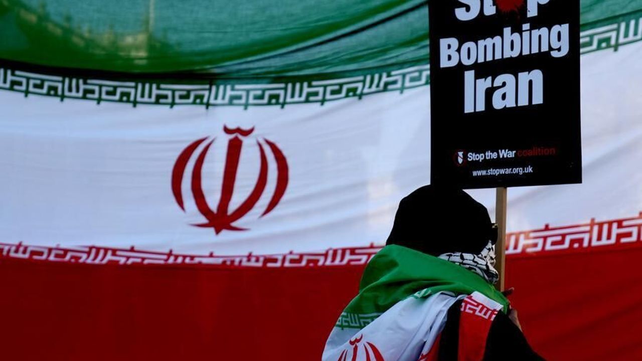 New York Times: Pentagon, İran'a hava indirme birlikleri göndermeyi değerlendiriyor