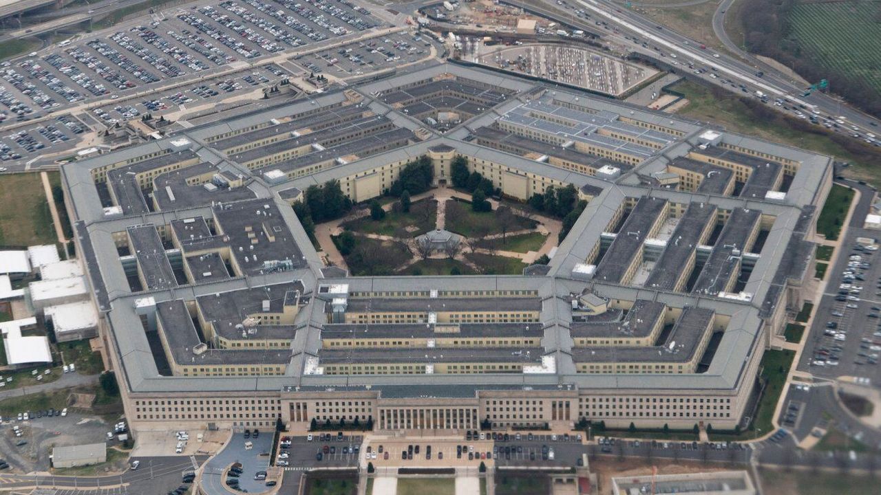 Wall Street Journal: Pentagon, Ortadoğu'ya 10.000 piyade daha göndermeyi değerlendiriyor