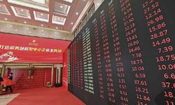 Çin'de borsada işlem gören şirketlerin net karı yılın ilk üç çeyreğinde yüzde 2,46 arttı