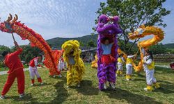 Çin'in Huzhou kentinde Ejderha Teknesi Festivali kutlamaları