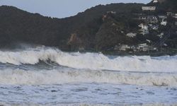 Avustralya'da plajda dalgalara kapılan Çin vatandaşı hayatını kaybetti