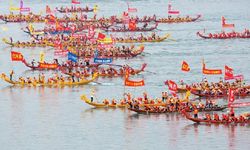 Çin'de Ejderha Teknesi Festivali tatilinde 106 milyon yerli turist seyahat etti