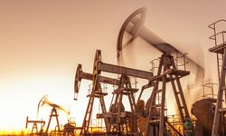 Irak: Petrol fiyatlarını istikrara kavuşturmak için Suudi Arabistan'la çalışmaya hazırız