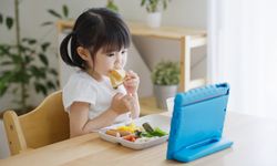 Çin, 2026 itibarıyla ülke genelinde ücretsiz doğum sigortası uygulamayı hedefliyor