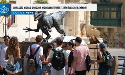 Video: Jurassic World dinozor modelleri Malta'daki turistlerin ilgisini çekmeye devam ediyor