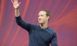 Meta’nın geliştirdiği robottan Zuckerberg itirafı: Sömürüyor