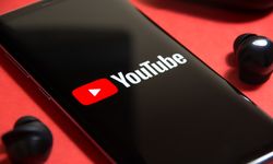 YouTube'un çocuklara şiddet içeren silah videoları önerdiği tespit edildi