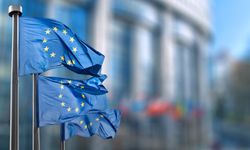 AB Komisyonu üyesi ticaret görüşmelerinde şantaj yapan ABD'yi eleştirdi