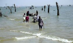 Pakistan'ın güneyinde sel felaketi devam ediyor