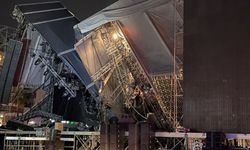 İzmir'de Tarkan konseri için kurulan sahne çöktü