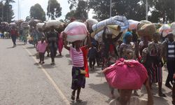 Demokratik Kongo Cumhuriyeti'nden Uganda'ya kaçış sürüyor