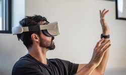 Oculus, kullanıcının 'kafasını uçuran' VR kulaklık geliştirdi