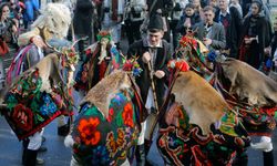 Romanya'da eski kış gelenekleri festivallerle hatırlanıyor