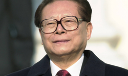 Portre: Jiang Zemin'in büyük ve görkemli hayatı