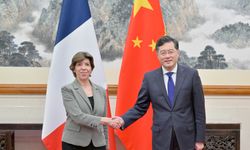 Çin ve Fransa Dışişleri Bakanları Beijing'de görüştü