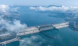 Çin'in Üç Boğaz Barajı'ndan taşınan yük hacmi ilk çeyrekte 30 milyon tonu aştı