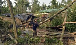 Mocha Kasırgası, Bangladeş'in Cox's Bazar bölgesinde yıkıcı hasarlara yol açtı