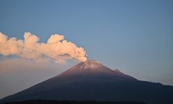 Meksika'daki Popocatepetl yanardağında hareketlilik sürüyor