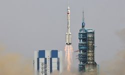 Çin, Shenzhou-17 mürettebatlı uzay aracını 26 Ekim'de fırlatacak