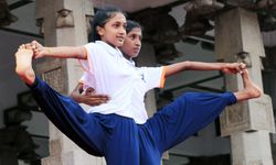 Yoga tutkunları Sri Lanka'da Uluslararası Yoga Günü'ne hazırlanıyor