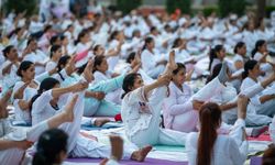 Hindistan'da Uluslararası Yoga Günü kutlandı