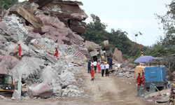 Çin'in Hubei eyaletinde toprak kayması: 2 ölü, 7 kayıp