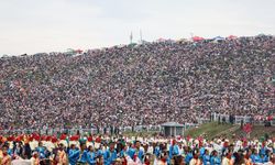 Çin'de Gannan Tibet Özerk İli'nin kuruluşunun 70. yıl dönümü törenlerle kutlandı