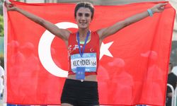 Kadınlar atletizm yarı maratonda Türk sporcular gümüş ve bronz madalya kazandı