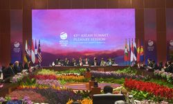 43. ASEAN Zirvesi, Endonezya'nın başkenti Cakarta'da başladı