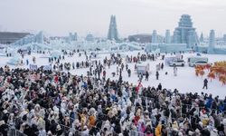 Çin'in buz şehri Harbin yeni yıl tatilinde turizm patlaması yaşadı