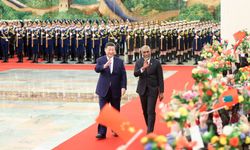 Çin ve Maldivler cumhurbaşkanları Beijing'de bir araya geldi