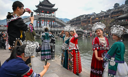 Çin'de Bahar Bayramı tatili sırasında turizm patlaması yaşanıyor