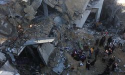 İsrail bombardımanında aralarında çocukların da bulunduğu 24 kişi öldü