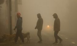 Nepal'in başkenti Katmandu sisle kaplandı