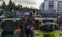 Yunanistan'da çiftçiler artan üretim maliyetlerini protesto etti