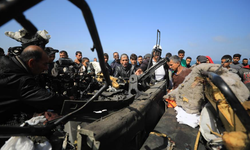 İsrail, Gazze'de yardım bekleyen Filistinlilere ateş açtı