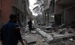 Hamas: İsrail, Gazze'deki Nuseyrat Mülteci Kampı'nı bir haftada 63 kez bombaladı
