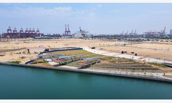 Sri Lanka'da Kuşak ve Yol işbirliği kapsamında liman kenti inşa ediliyor