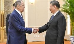 Çin Cumhurbaşkanı Xi, Rusya Dışişleri Bakanı Lavrov ile görüştü