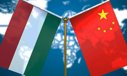 Çin ve Macaristan dışişleri bakanları Beijing'de bir araya geldi
