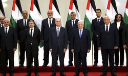 Filistin'de yeni hükümet göreve başladı