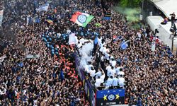 Inter, taraftarlarıyla birlikte şampiyonluğu kutladı