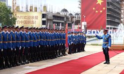 Çin Cumhurbaşkanı Xi için Belgrad'da karşılama töreni düzenlendi