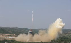 Çin uzaya dört uydu gönderdi